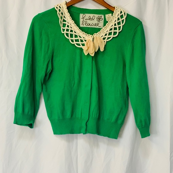 Anthropologie Sweaters - Anthropologie Field Flower Crop Sweater AC